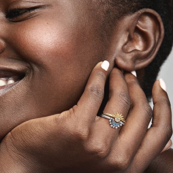 - - Pandora Celestial Sun Ring Size 6-7 or 9 - Picture 4 of 5